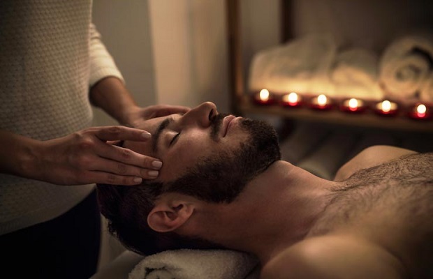 Đến với Hoa kiều, khách hàng được trải nghiệm massage khỏe và mệt độc đáo