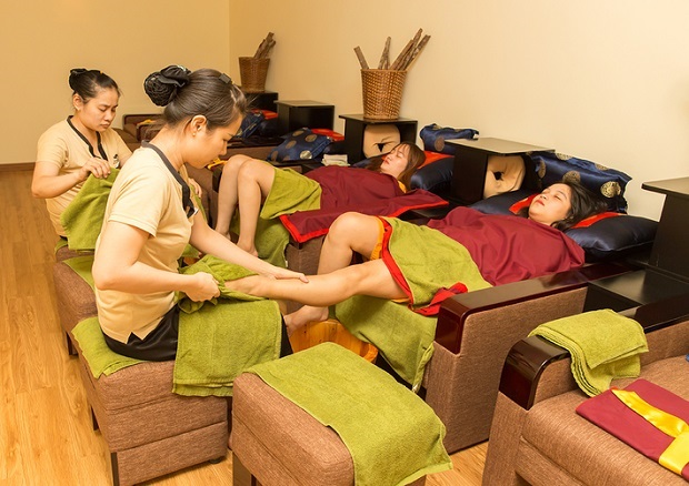 massage chân Tphcm Golden Lotus Spa & Massage